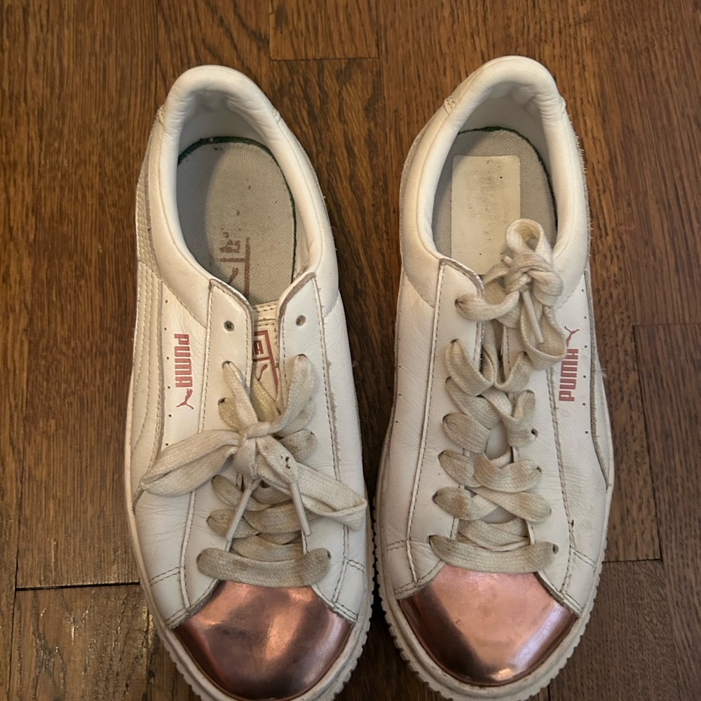 Metallic Pink White Pumas